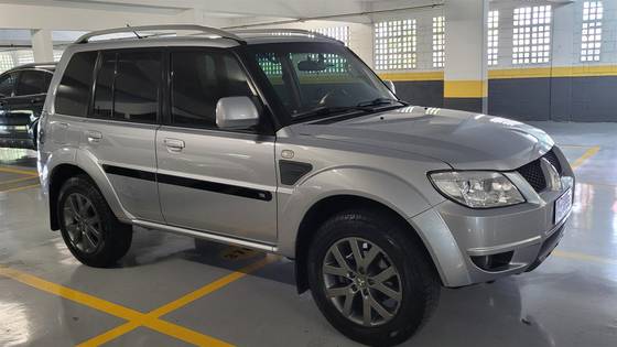 MITSUBISHI PAJERO TR4 2.0 4X2 16V 140CV FLEX 4P AUTOMÁTICO